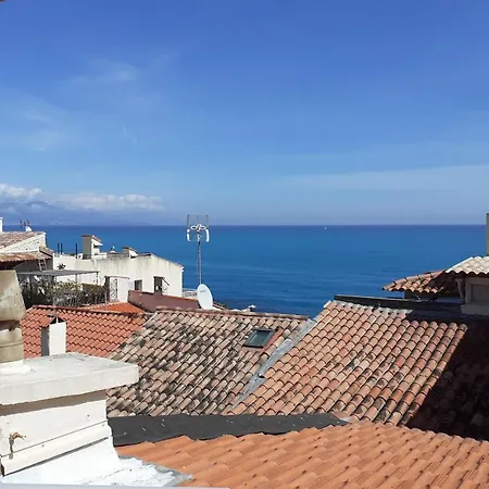 شقة Appartement En Duplex Vue Mer A Antibes By Weekome